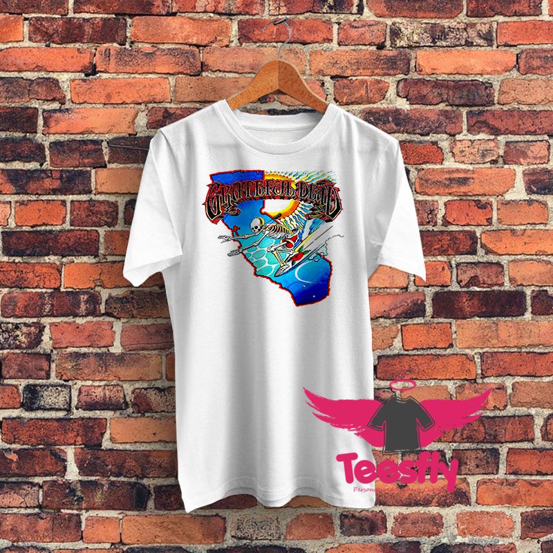grateful dead surfing skeleton Graphic T Shirt