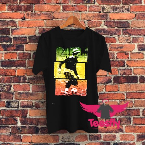 BOB MARLEY play football Graphic T Shirt