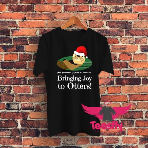 Christmas Otter Graphic T Shirt