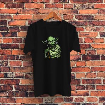 Yoda Head Turned Simple Pose Graphic T Shirt